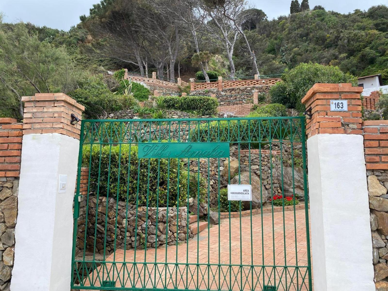 Villa Amalia Sul Mare Messina Exteriör bild
